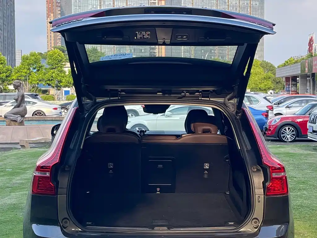 Volvo XC60 — миниатюра 14