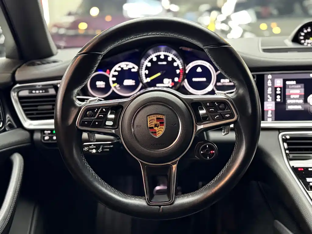 PORSCHE PANAMERA NEW ENERGY