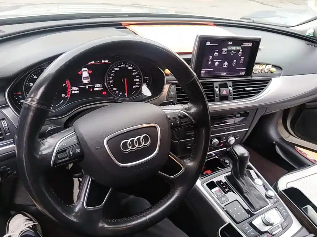 Audi A6L — миниатюра 10