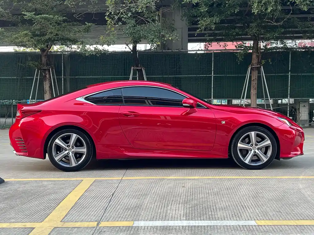 Lexus RC — миниатюра 2