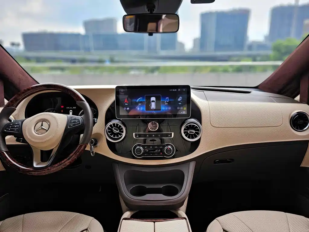 Mercedes-Benz Vito — миниатюра 12