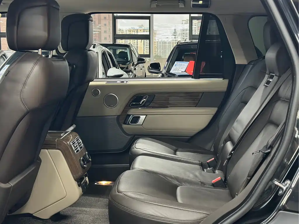 Land Rover Range Rover 2018 3.0 SC V6 Vogue Long Wheelbase