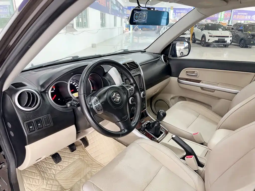 Suzuki Grand Vitara — миниатюра 7