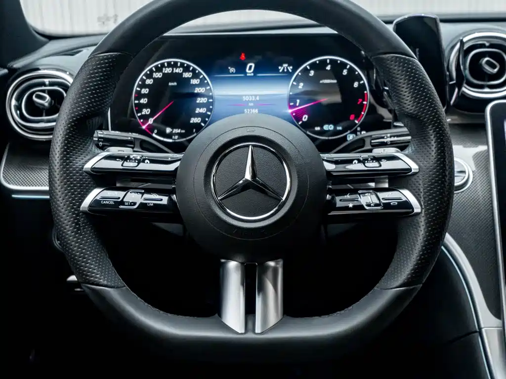 Mercedes-Benz C-Class — миниатюра 16