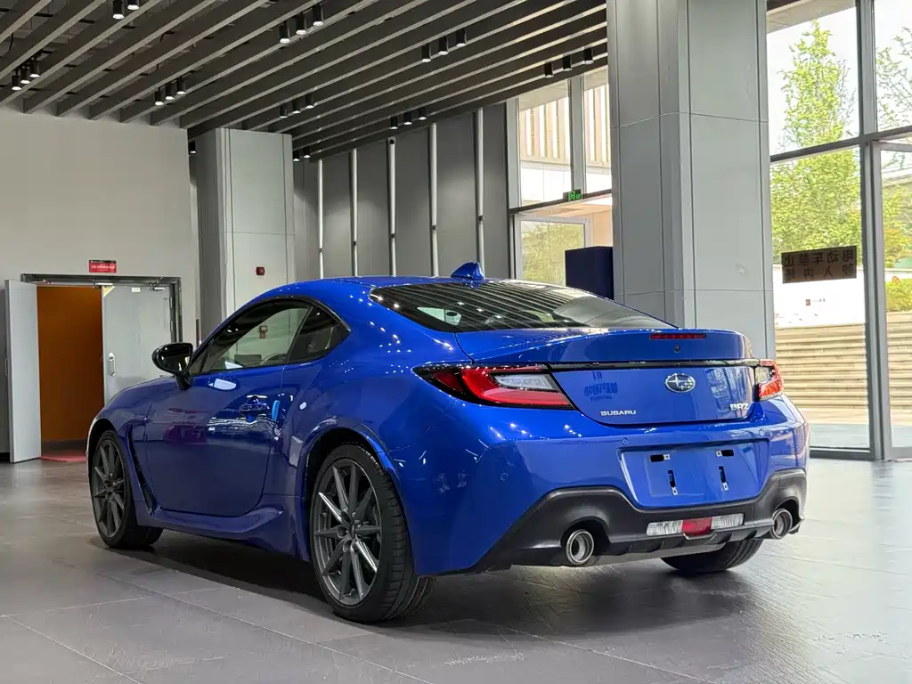 SUBARU BRZ