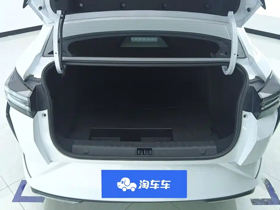Aeolus Yixuan — миниатюра 4
