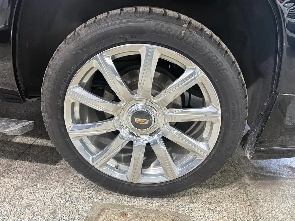 CADILLAC ESCALADE ESCALADE