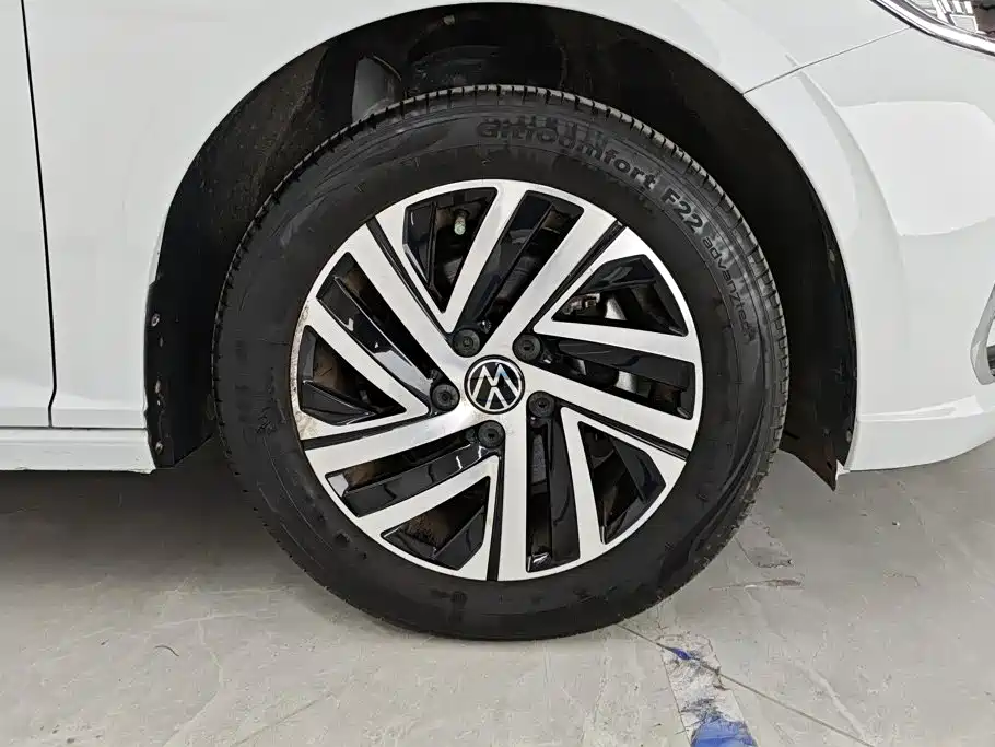 Volkswagen Lavida — миниатюра 6