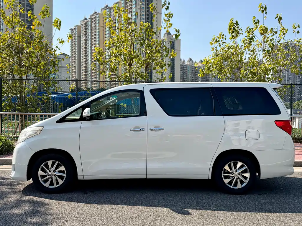 Toyota Alphard 2012 3.5L Luxury