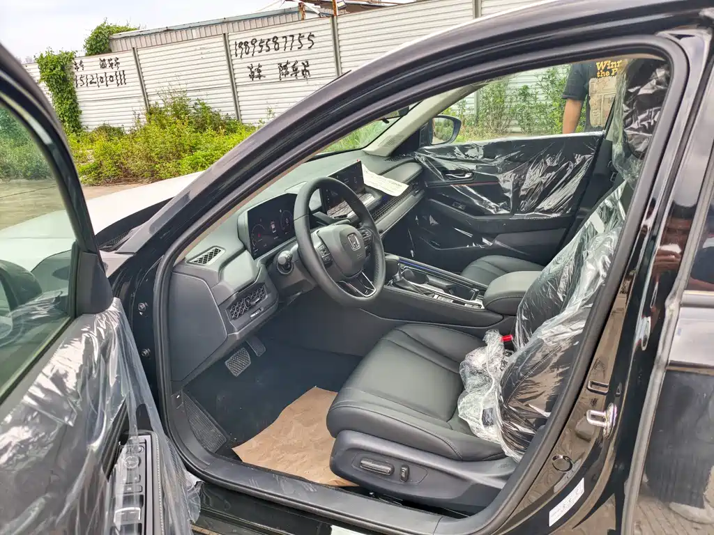 Honda Accord 2025 Sport 260TURBO Luxury