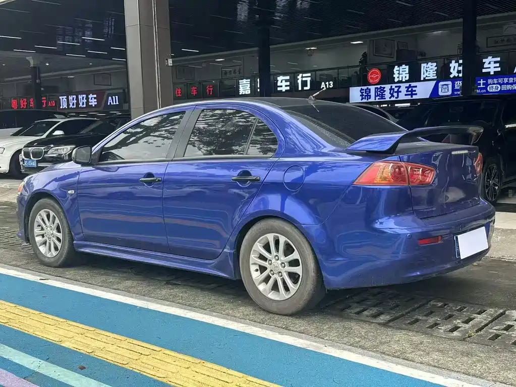 Mitsubishi Lancer EX — миниатюра 13