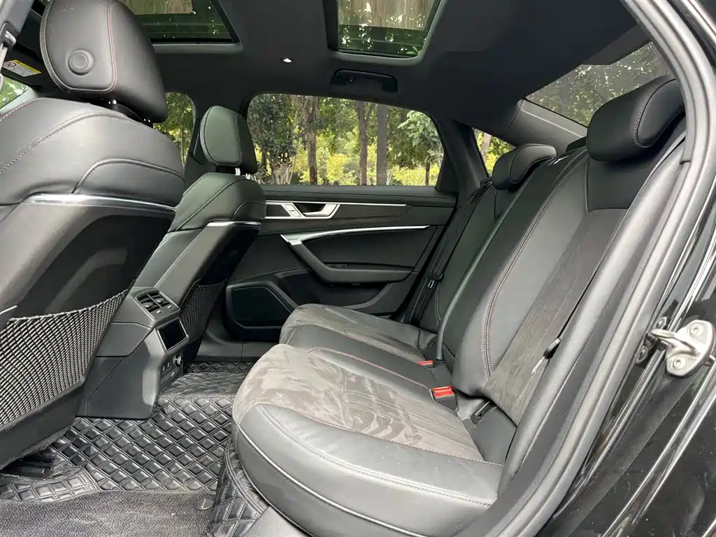 Audi A6L — миниатюра 6