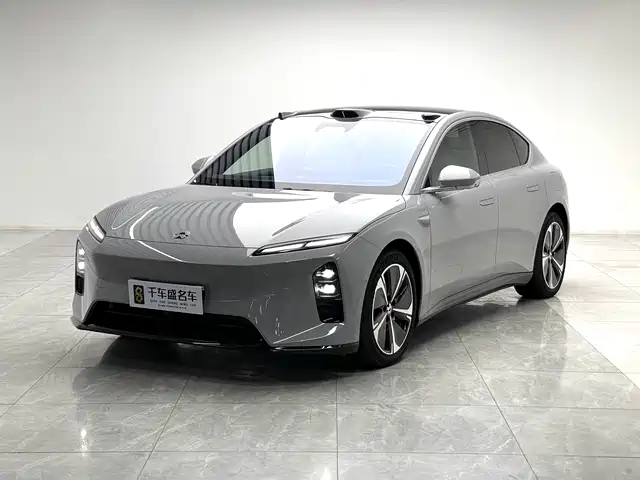 2025 Nio ET5