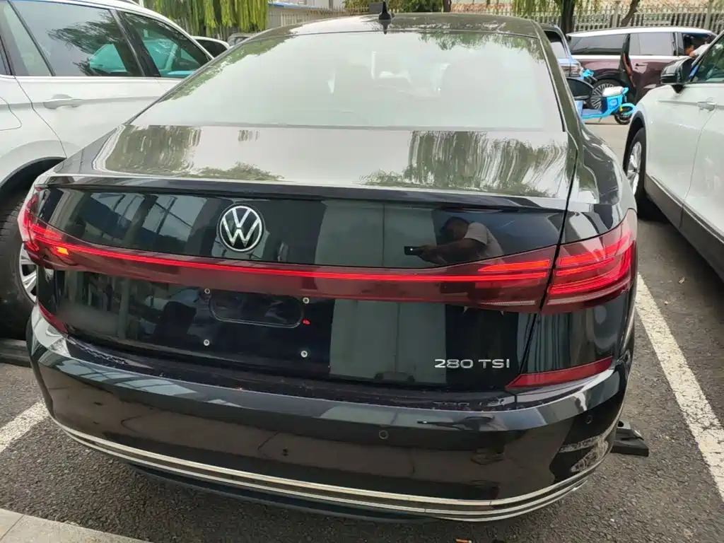 Volkswagen Passat — миниатюра 6