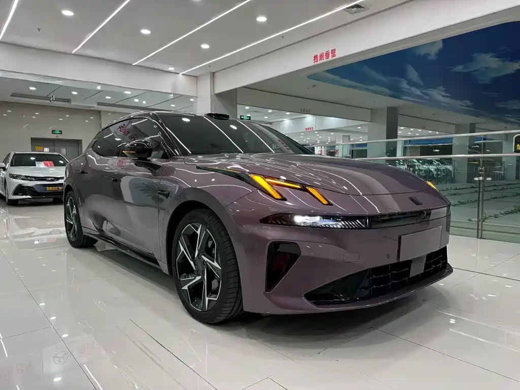 Lynk & Co 07 EM-P — миниатюра 3
