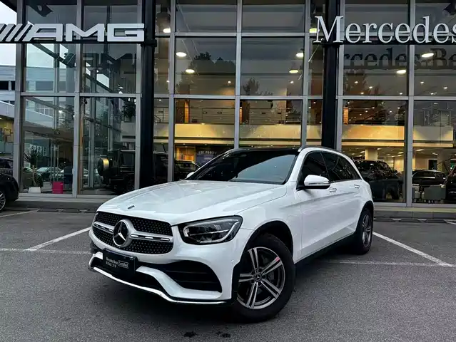 MERCEDES-BENZ GLC 2020