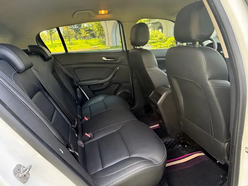 Qoros Qoros 5 — миниатюра 16