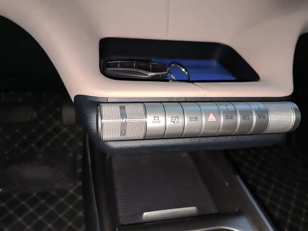 BYD Dolphin — миниатюра 14