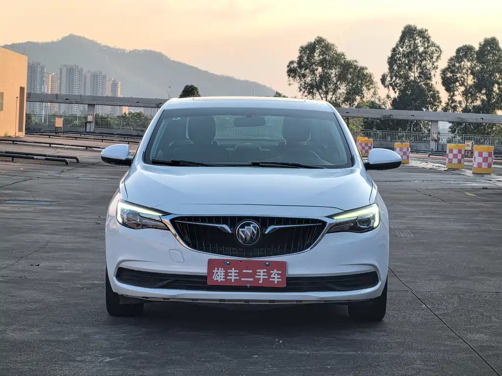 Buick Excelle — миниатюра 2