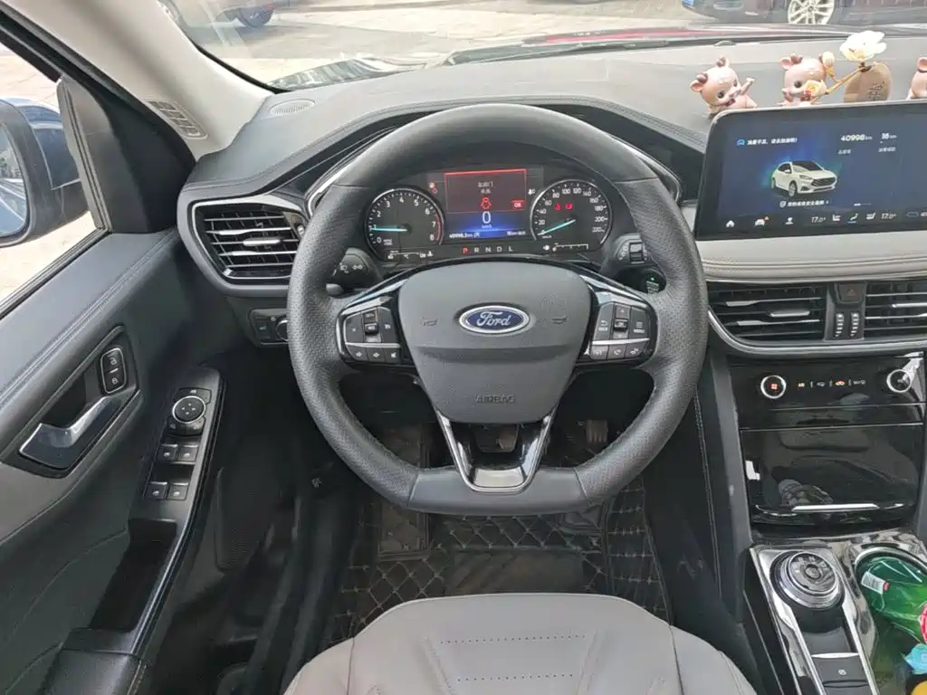 Ford Escape — миниатюра 11