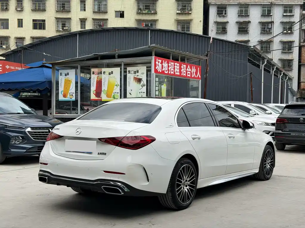 Mercedes-Benz C-Class — миниатюра 9