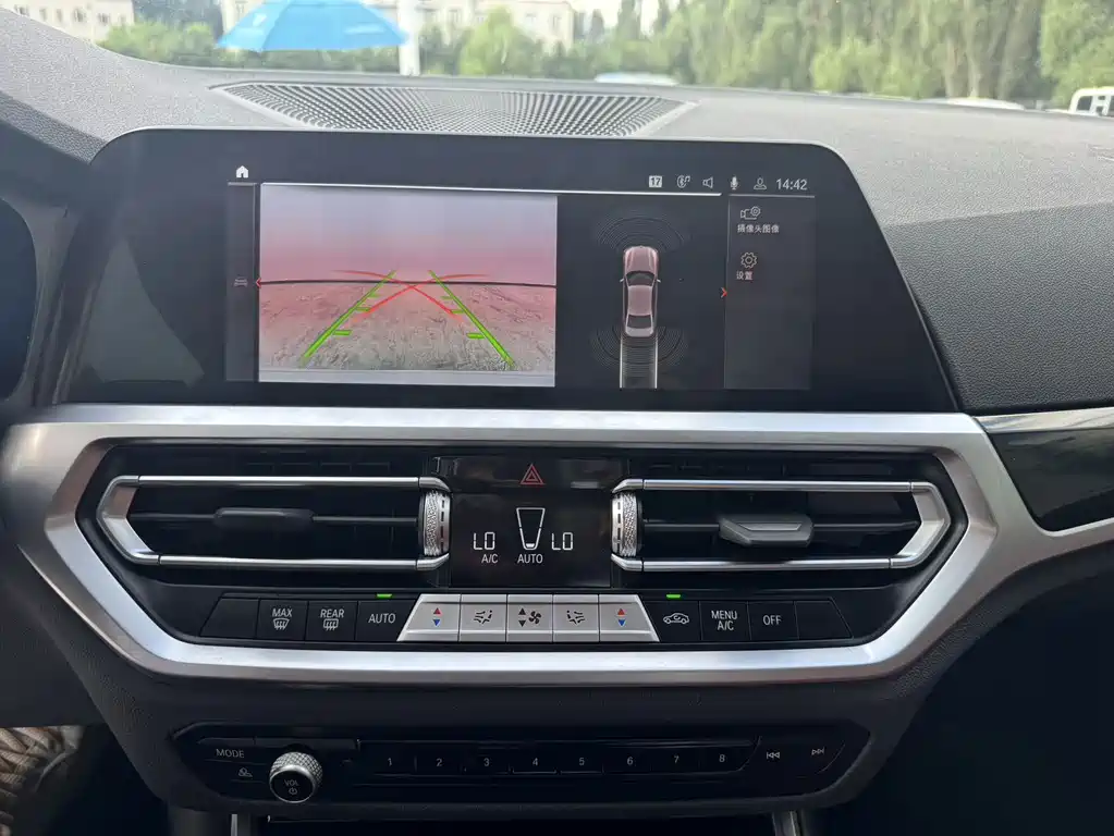 BMW 3 Series — миниатюра 11