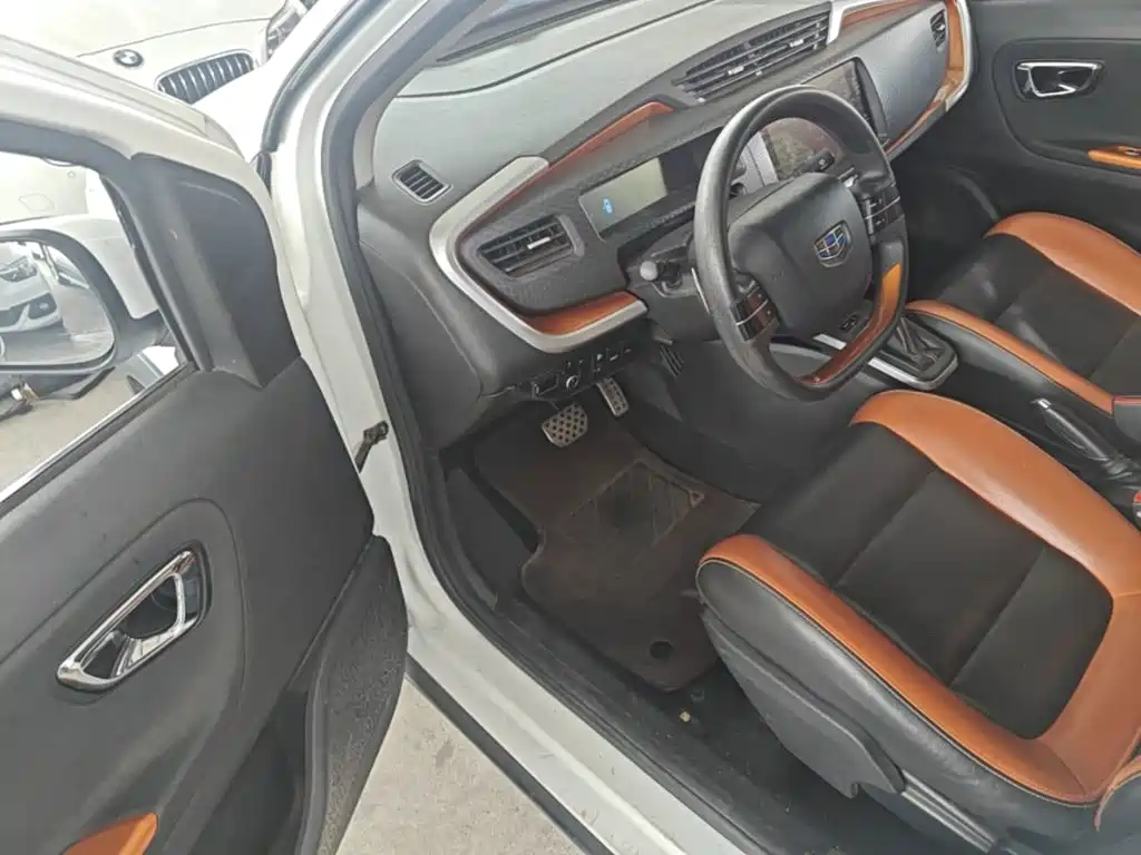 Geely Vision X1 — миниатюра 16