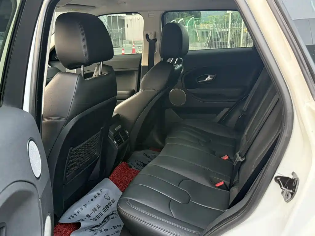 Land Rover Evoque — миниатюра 8
