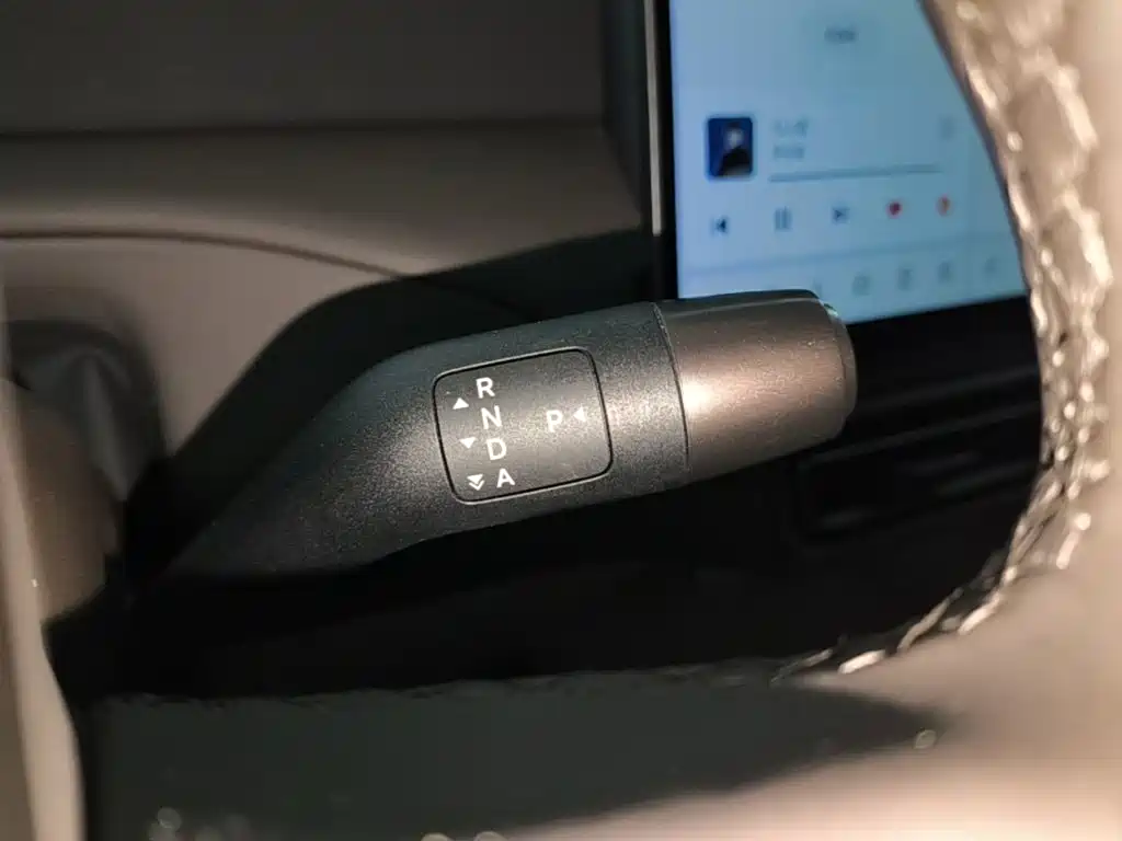 Li Auto Li MEGA — миниатюра 14