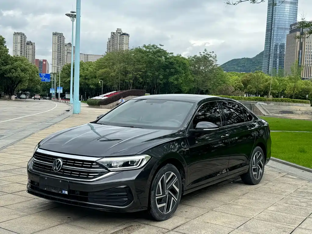 Volkswagen Sagitar 2023