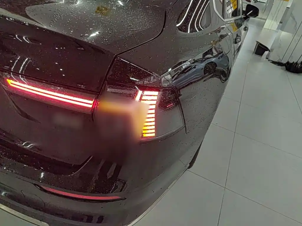 Volvo S90 — миниатюра 8