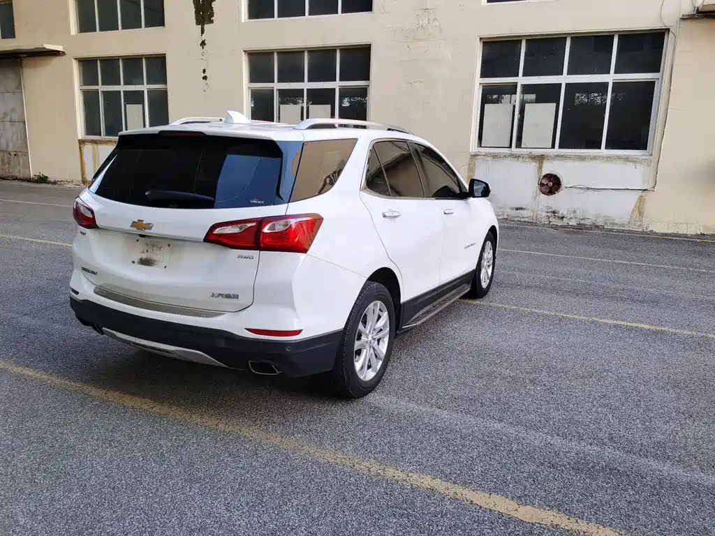 Chevrolet Equinox 2018 550T AT
