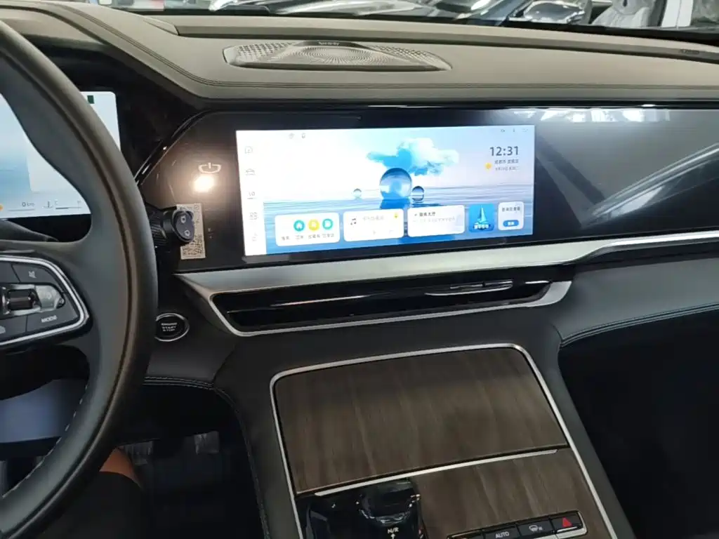 Geely Xingyue L — миниатюра 13