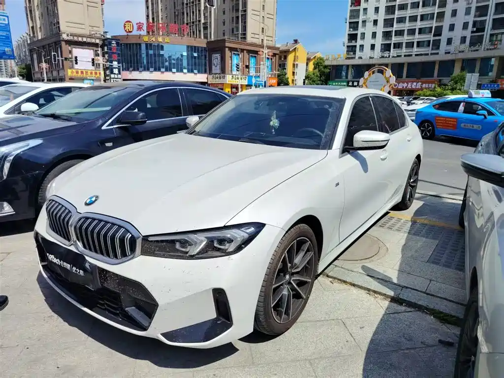 BMW 3 Series 2023
