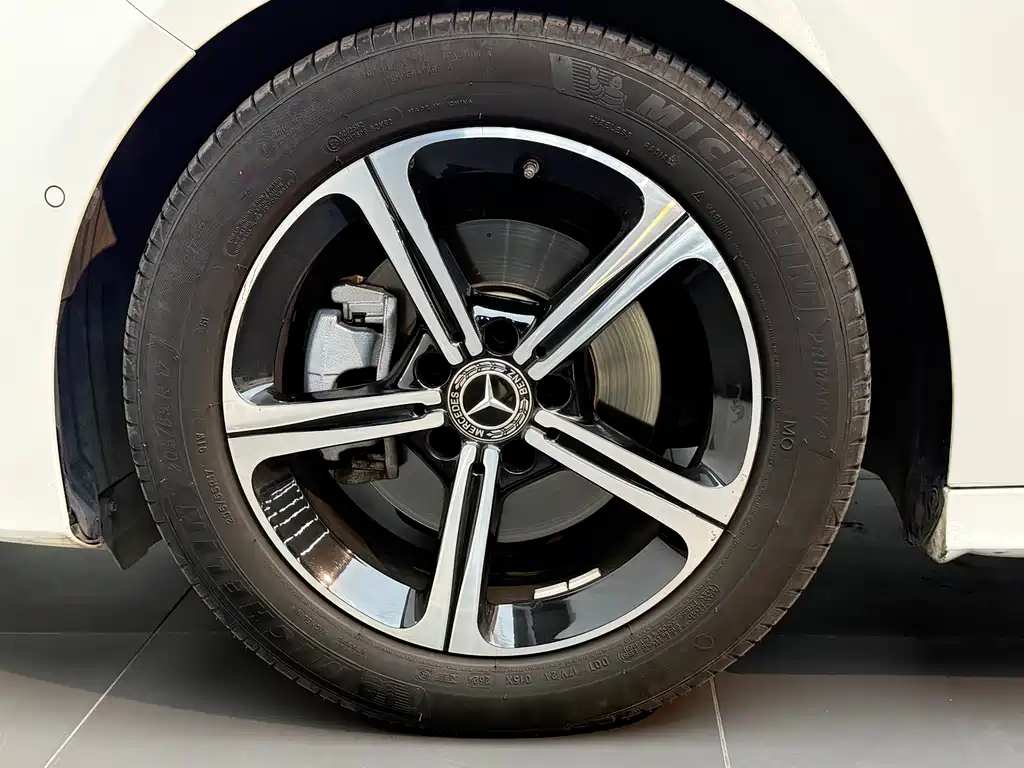 Mercedes-Benz A-Class — миниатюра 13