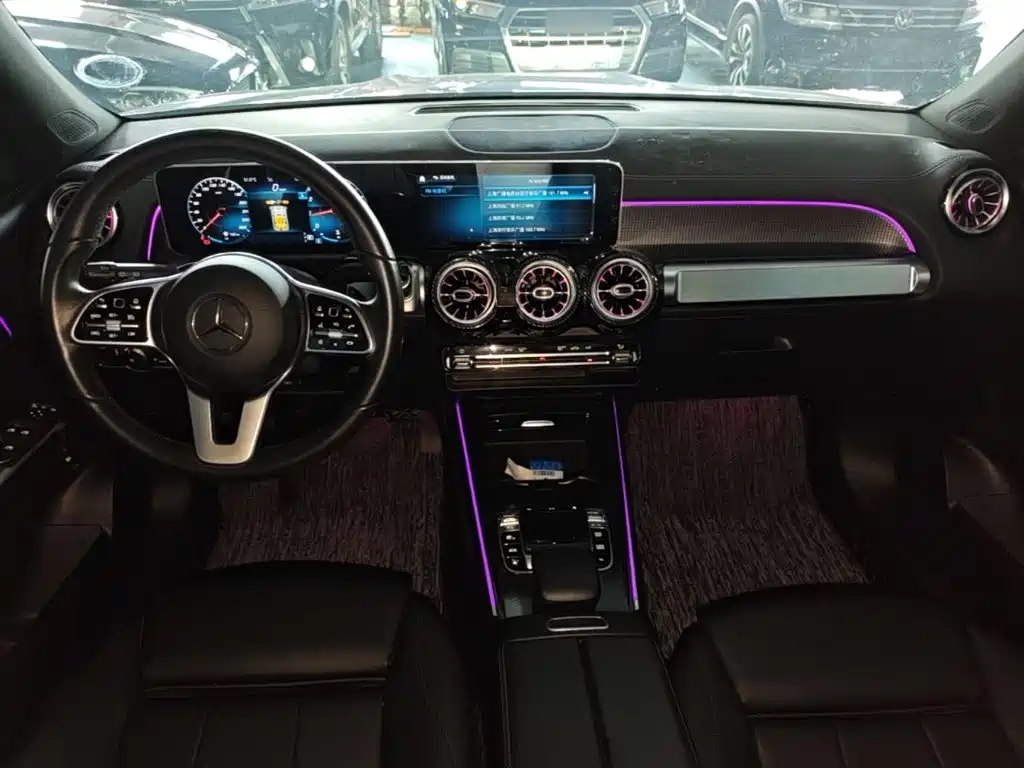 Mercedes-Benz GLB — миниатюра 13