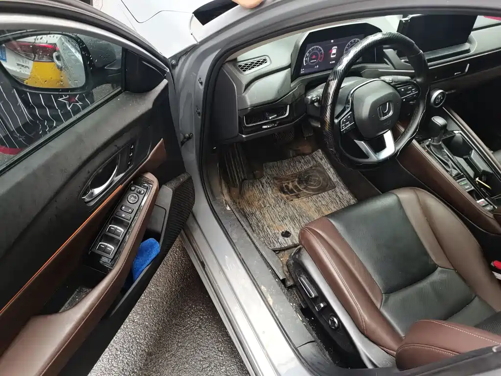 Honda Inspire — миниатюра 7
