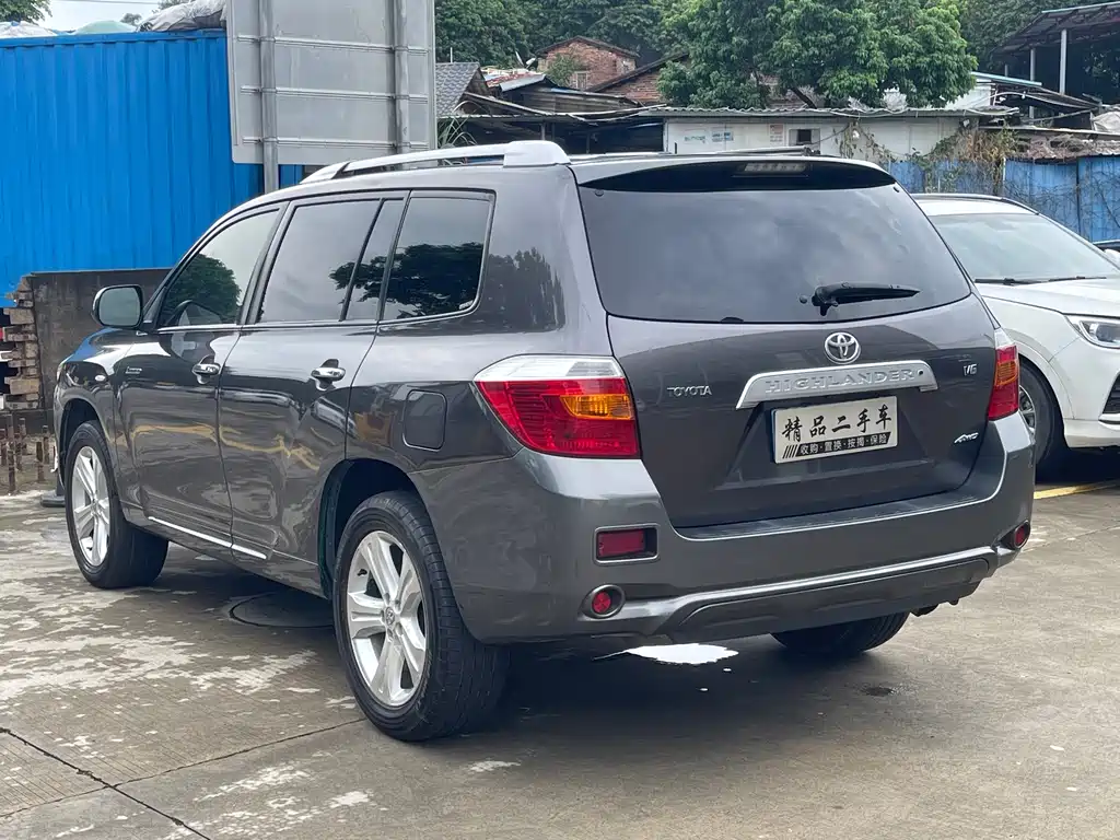 Toyota Highlander (Import) — миниатюра 10