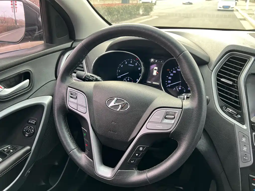 Hyundai Santa Fe — миниатюра 14