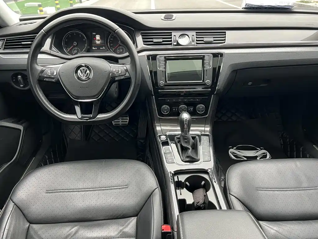 Volkswagen Passat — миниатюра 6