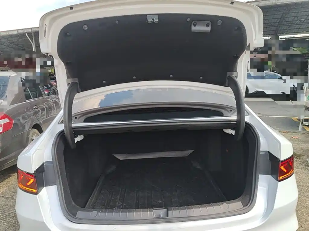 BYD Qin PLUS — миниатюра 19