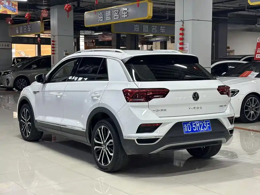 Volkswagen T-Roc 2022 — фото 13