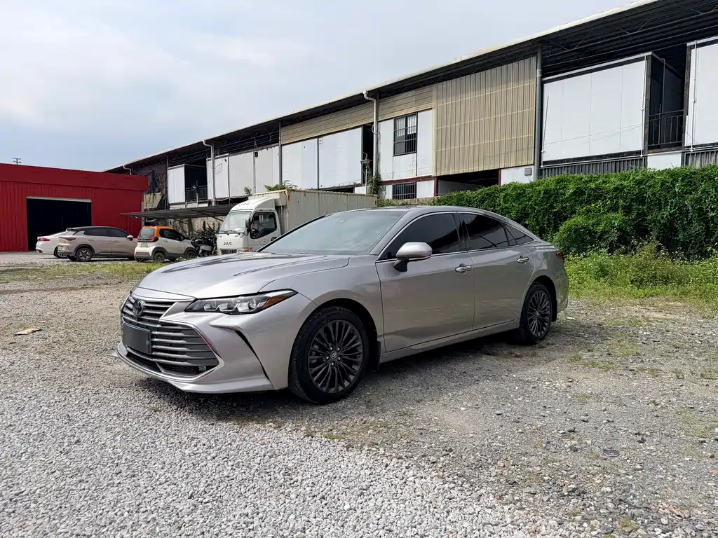 Toyota Avalon 2021