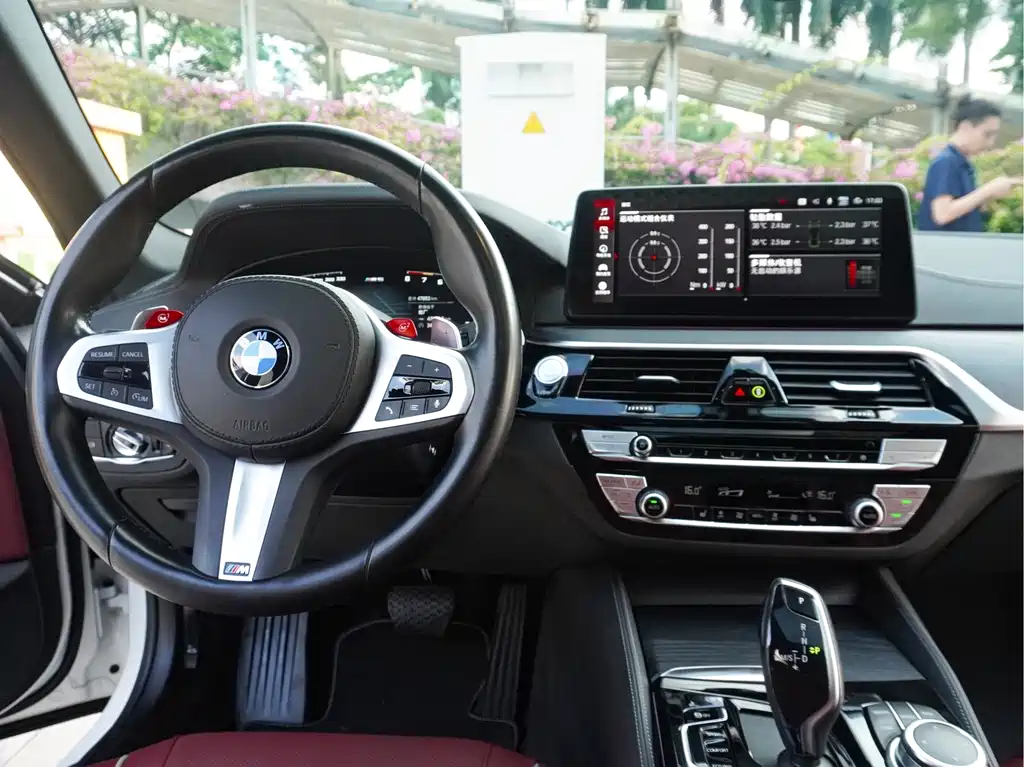 BMW 5 Series — миниатюра 22