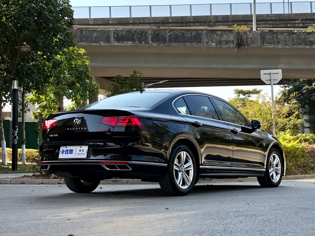 Volkswagen Magotan 2025 280TSI DSG Comfort