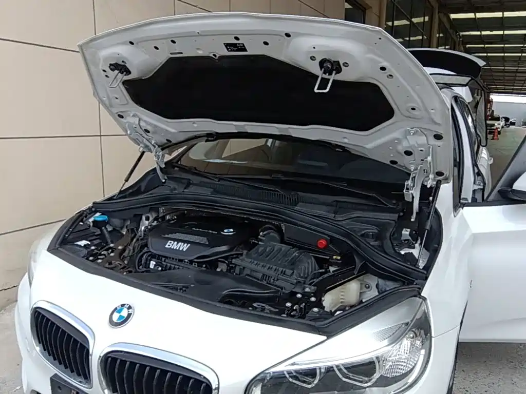 BMW 2 Series Active Tourer — миниатюра 20