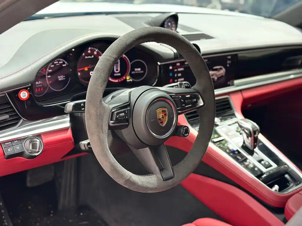 Porsche Panamera — миниатюра 13