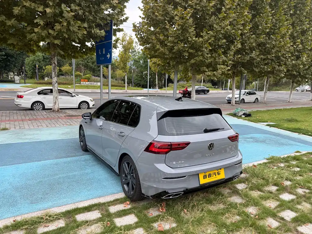 Volkswagen Golf — миниатюра 4