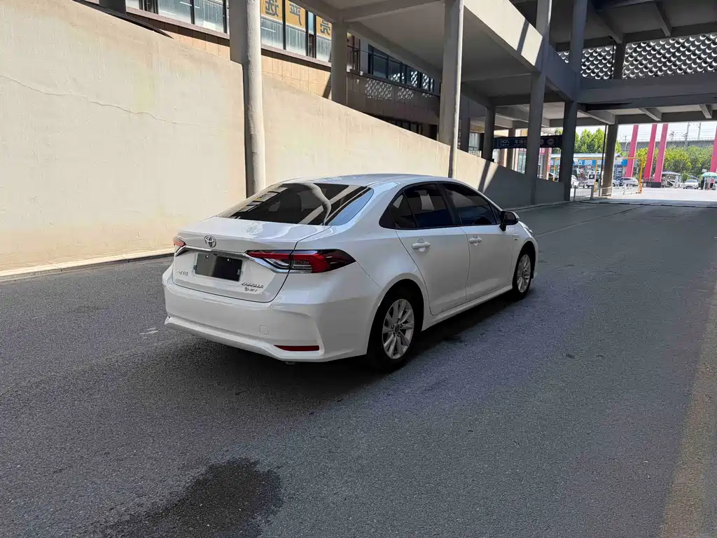 Toyota Corolla — миниатюра 6
