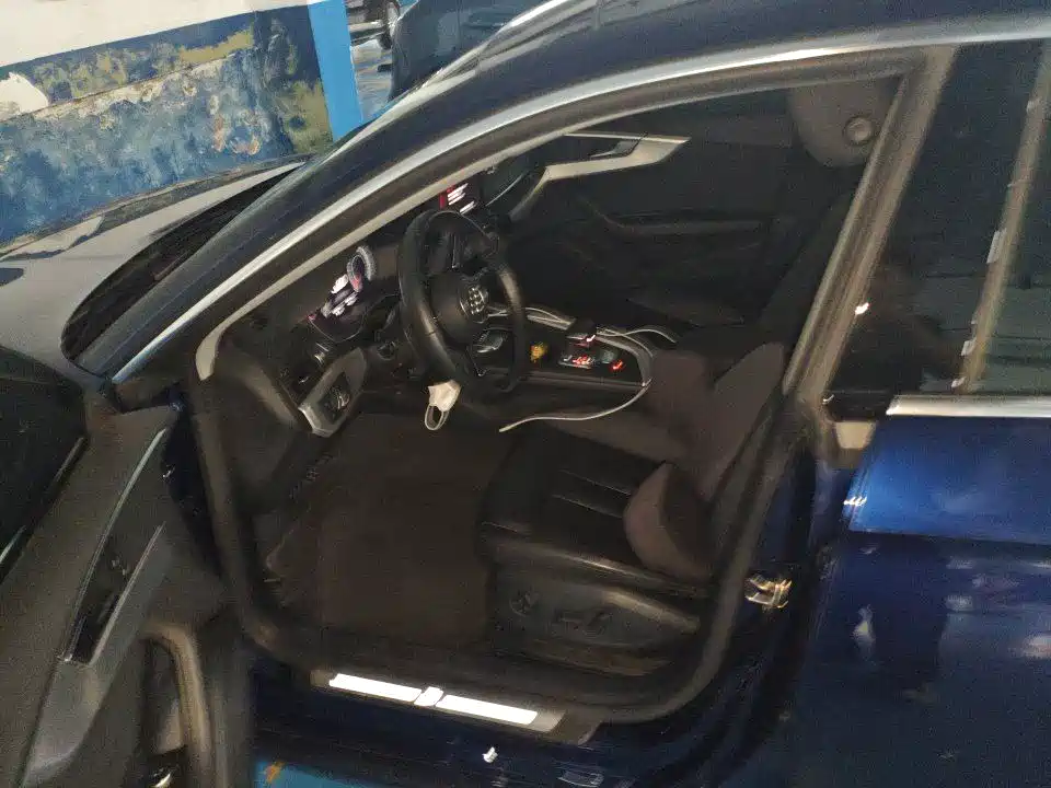 Audi A5 (Import) — миниатюра 7